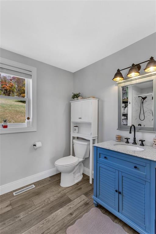 2460 Chapel Road Beaver, PA 15009 - Photo 29 of 45 2nd Floor Full Bath..