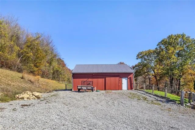 $675,000 | 2460 Chapel Road, Beaver, PA 15009