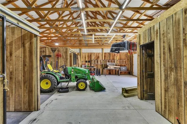 $675,000 | 2460 Chapel Road, Beaver, PA 15009