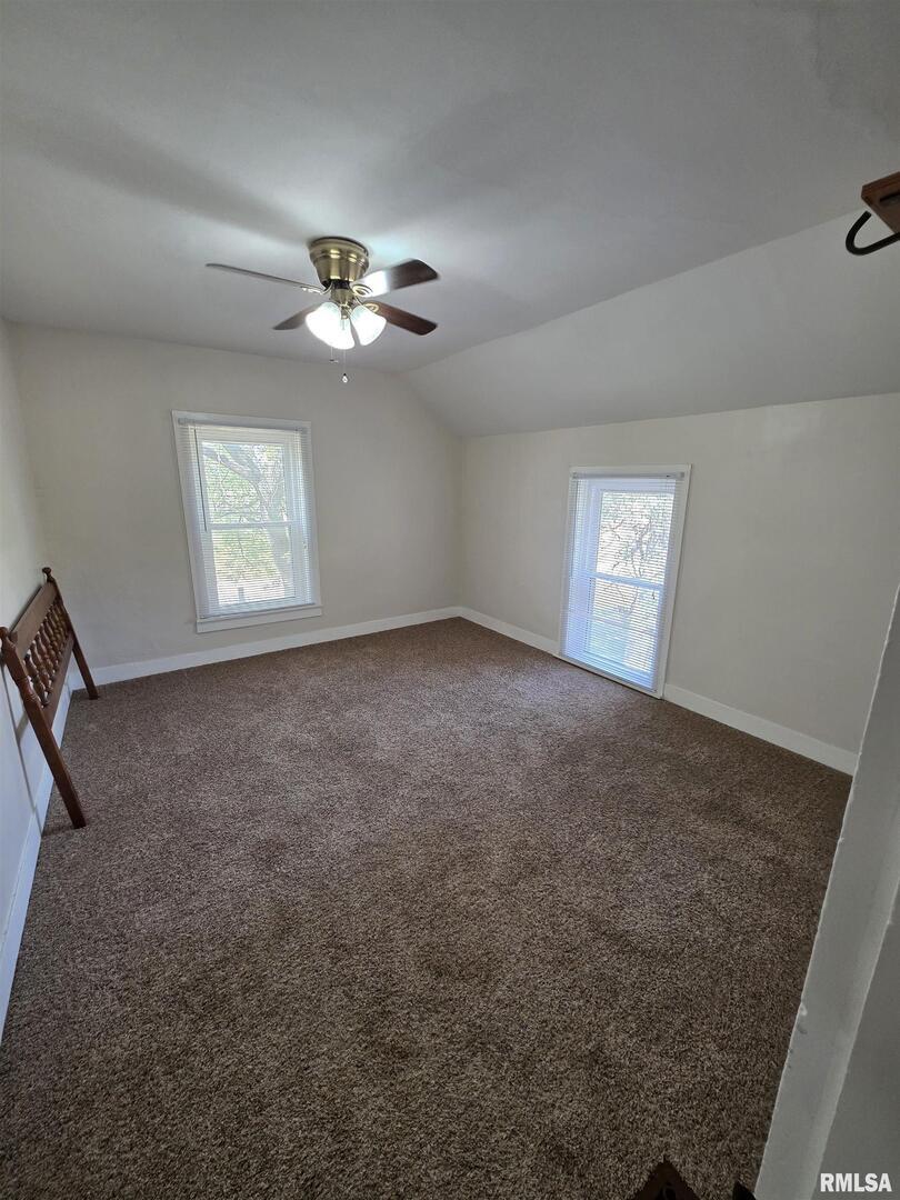 13600 Kennedy Road Fulton, IL 61252 - Photo 22 of 42 a view of empty room with window