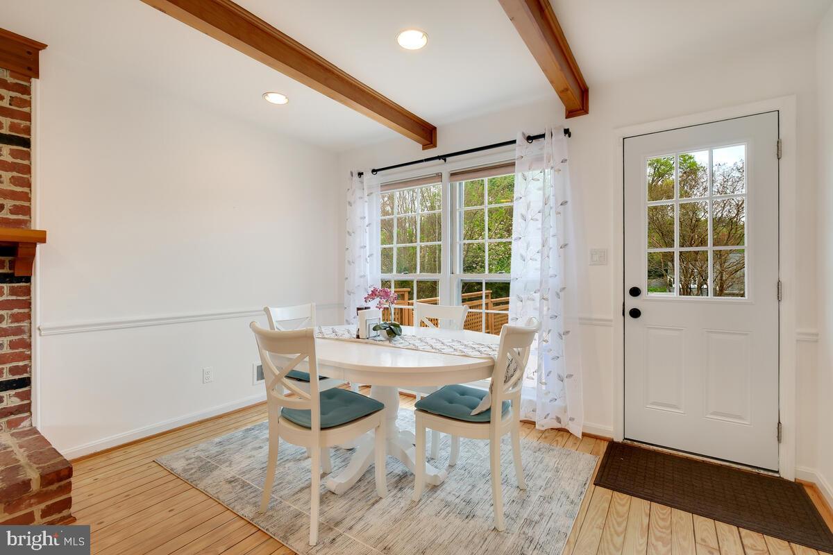7001 Old Stage Road North Bethesda, MD 20852 - Photo 9 of 33 Breakfast Area