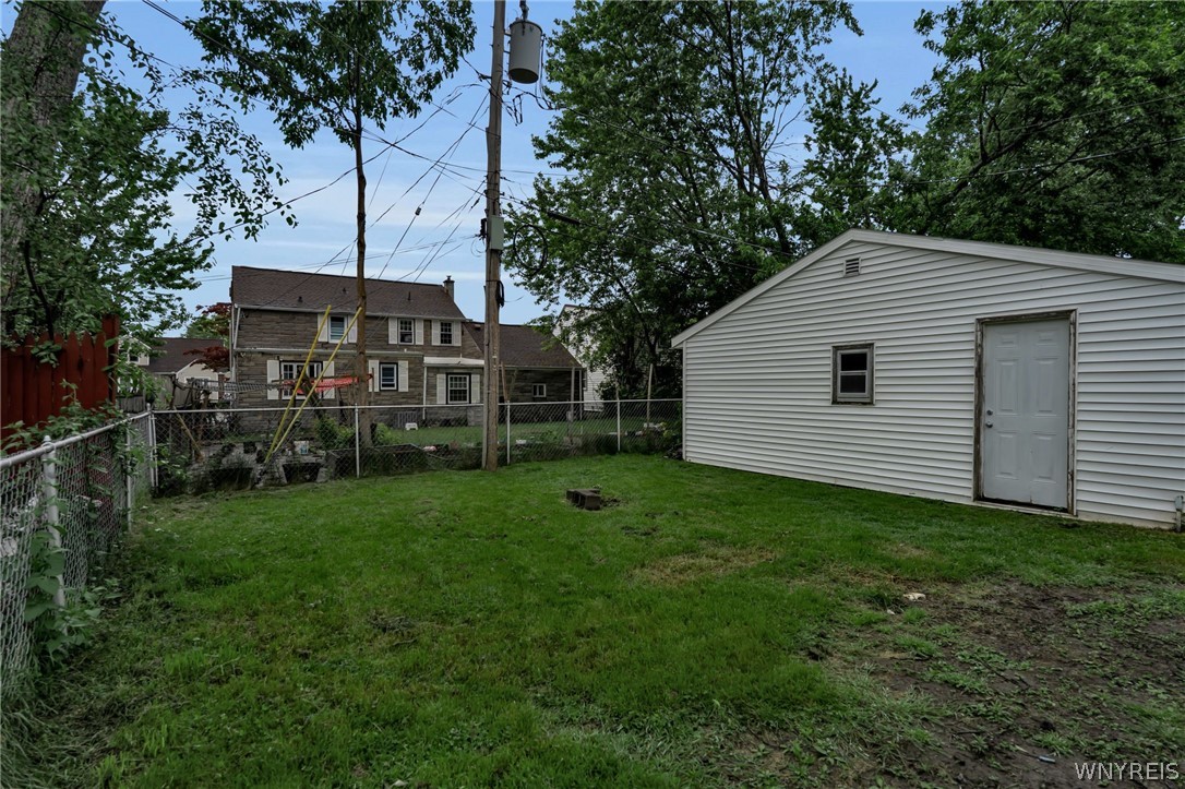 44 Highview Road Cheektowaga, NY 14215 - Photo 7 of 49