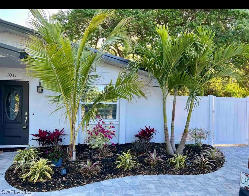 1041 South Tuttle Ave  