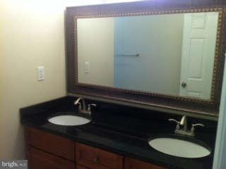 4119 Addison Road Fairfax, VA 22030 - Photo 10 of 30 Bath