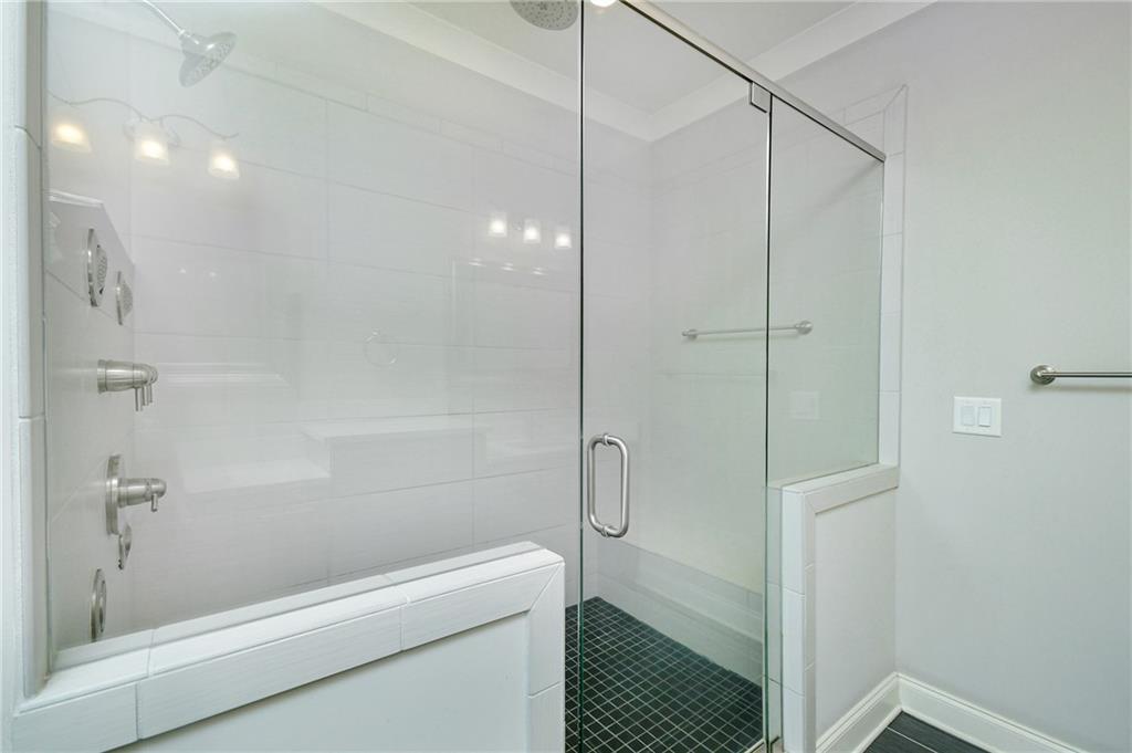 629 Brennan Drive Decatur, GA 30033 - Photo 25 of 41