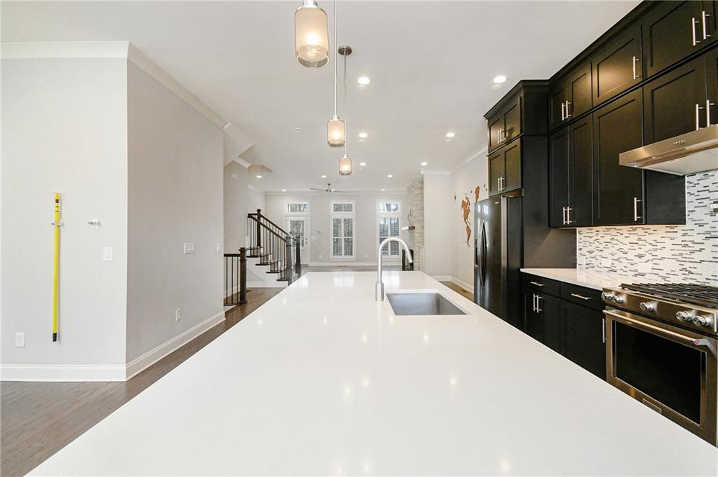 629 Brennan Drive Decatur, GA 30033 - Photo 9 of 41