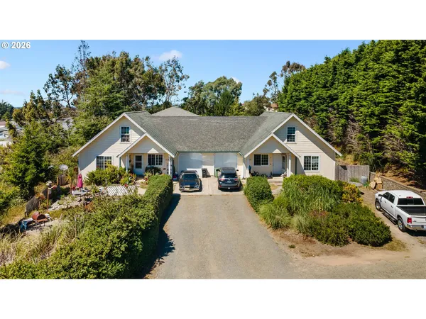 $665,000 | 1123 South Morrison Street, Coos Bay, OR 97420