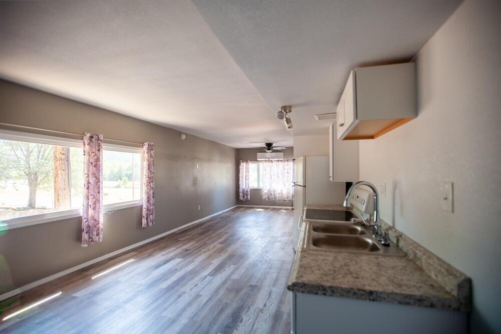 4778 North River Road Gold Hill, OR 97525 - Photo 7 of 15