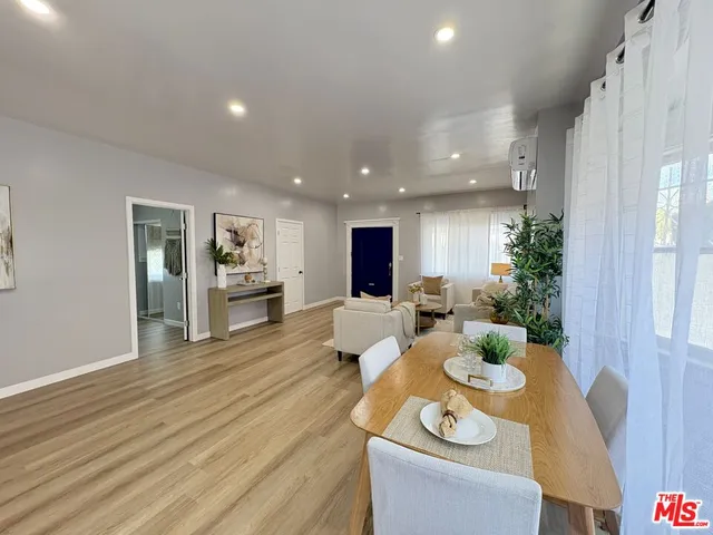 $5,000 | 2526 West 21st Street, Los Angeles, CA 90018