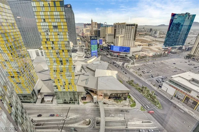 $10,000 | 3750 South Las Vegas Boulevard, Unit 3006, Las Vegas, NV 89158