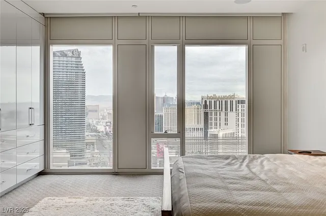 $10,000 | 3750 South Las Vegas Boulevard, Unit 3006, Las Vegas, NV 89158