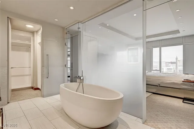 $10,000 | 3750 South Las Vegas Boulevard, Unit 3006, Las Vegas, NV 89158