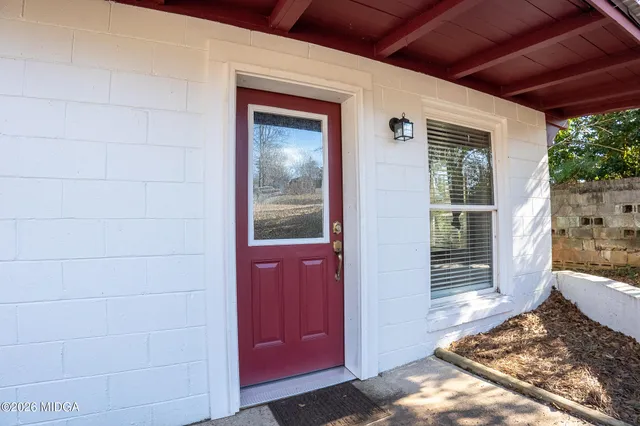 $200,000 | 199 Cherokee Drive, Jackson, GA 30233