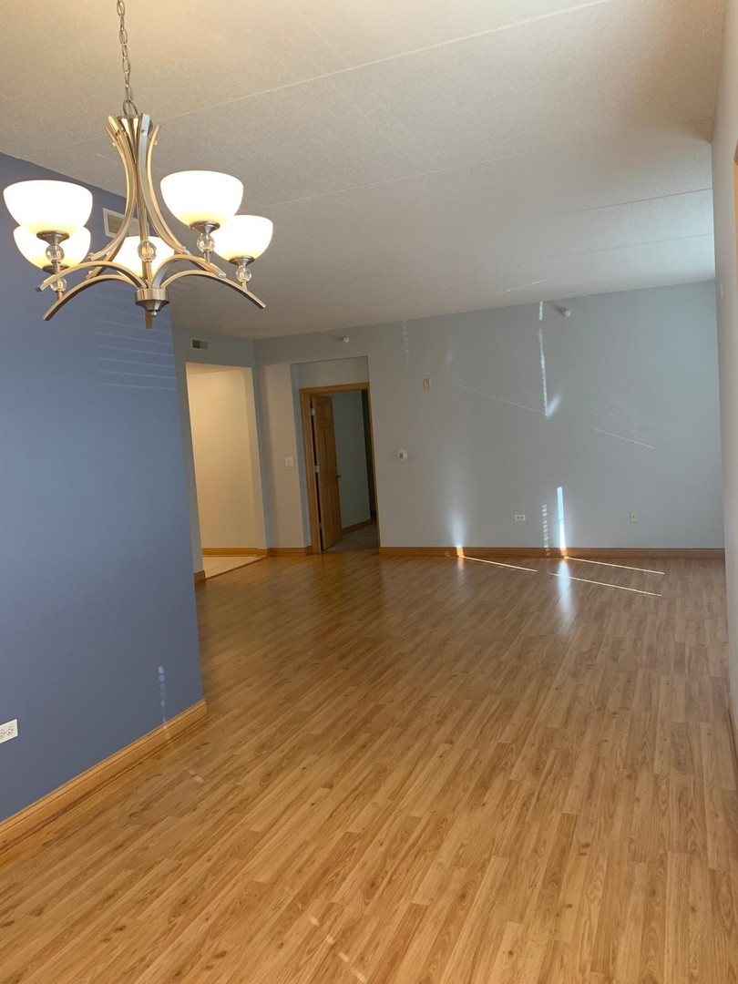 101 Pointe Drive, Unit 102 Northbrook, IL 60062 - Photo 17 of 35
