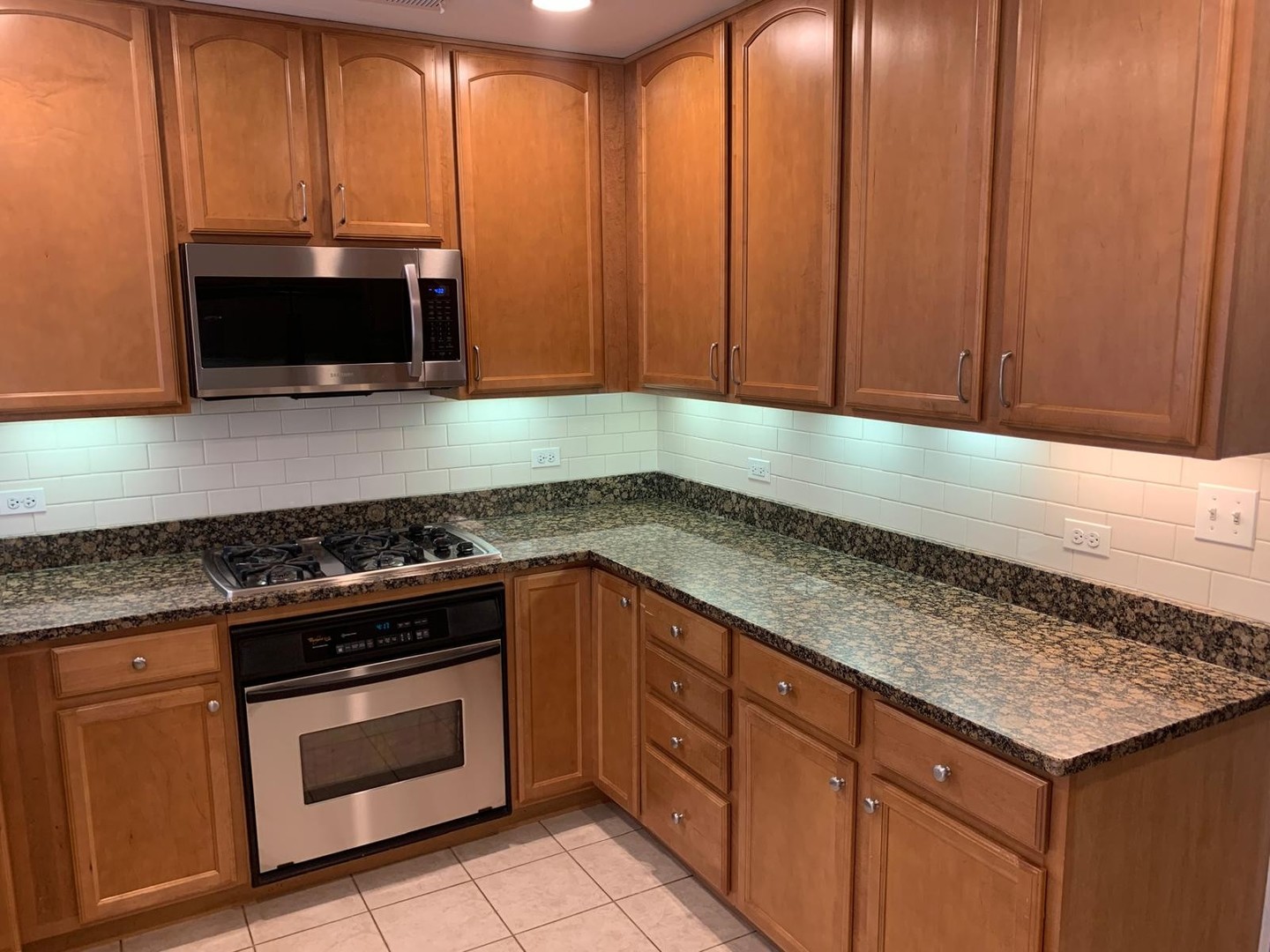 101 Pointe Drive, Unit 102 Northbrook, IL 60062 - Photo 20 of 35