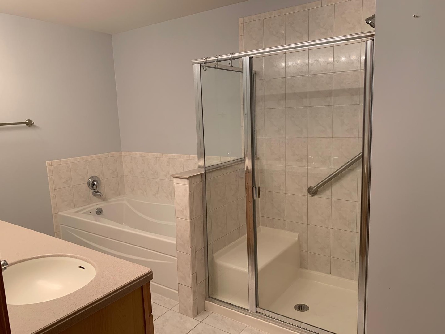 101 Pointe Drive, Unit 102 Northbrook, IL 60062 - Photo 30 of 35