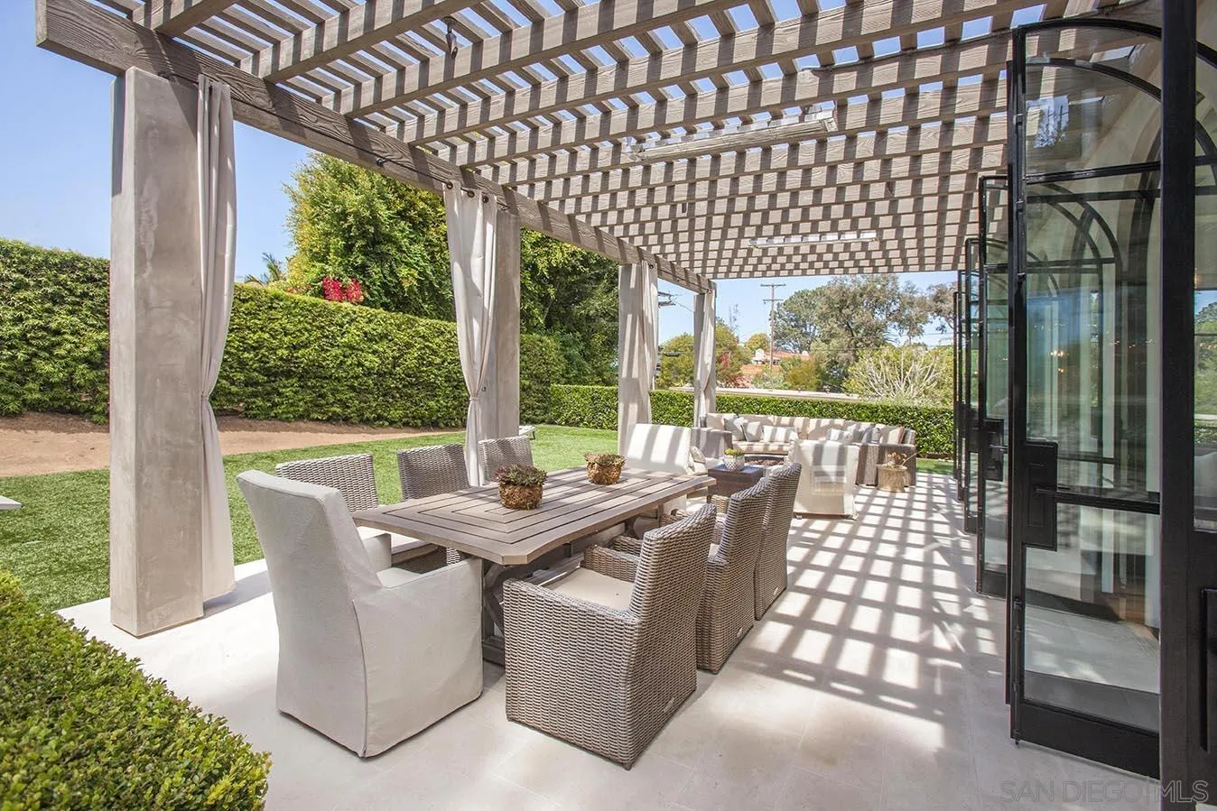 443 11th Street Del Mar, CA 92014 - Photo 11 of 33