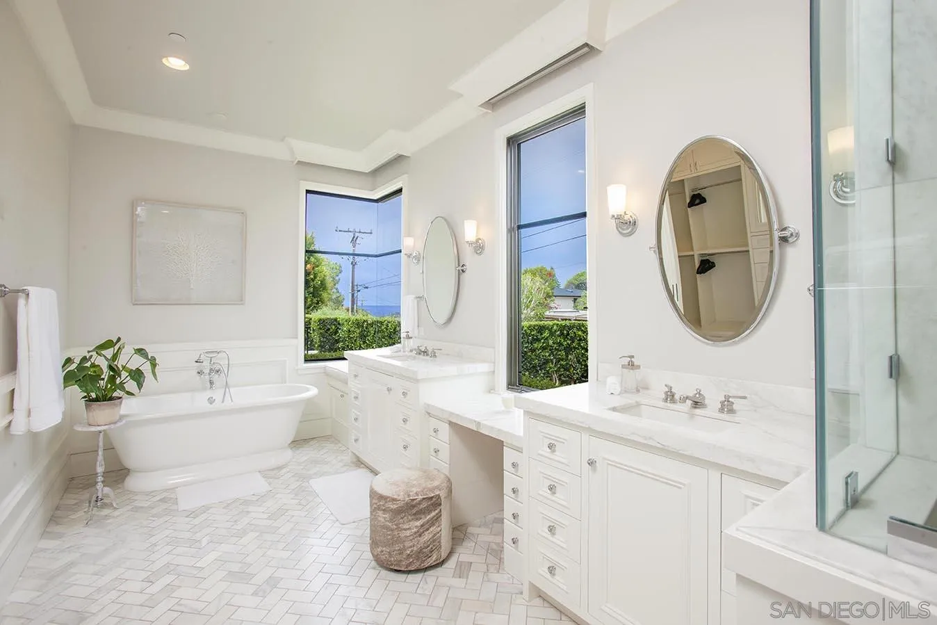 443 11th Street Del Mar, CA 92014 - Photo 22 of 33