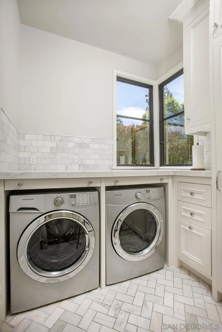 443 11th Street Del Mar, CA 92014 - Photo 29 of 33