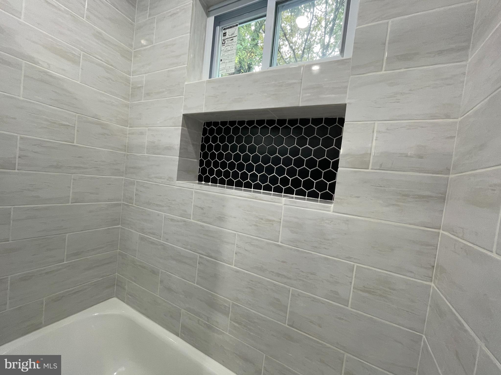 121 Rhodes Avenue Collingdale, PA 19023 - Photo 17 of 22 Gallery Image 17