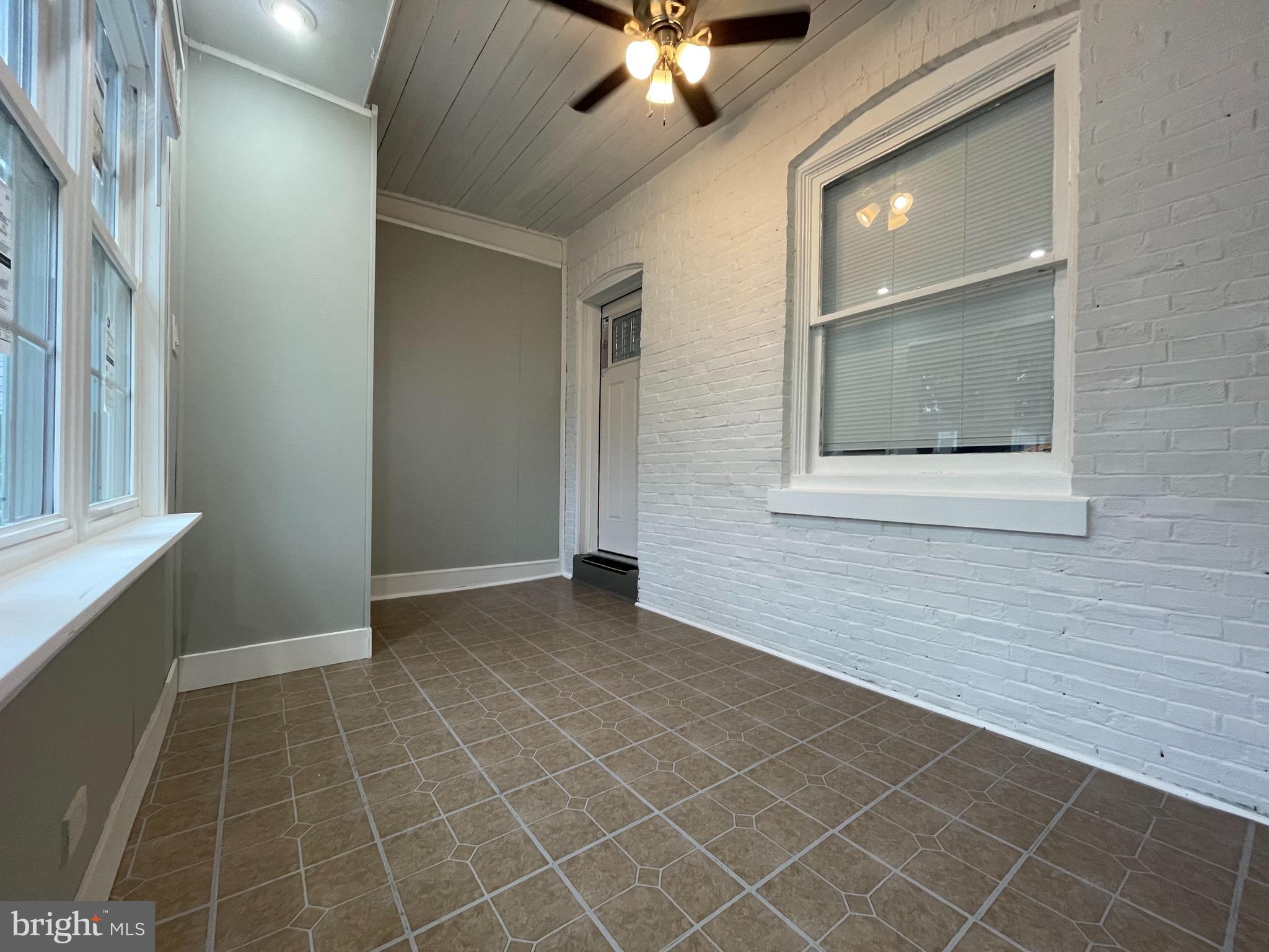 121 Rhodes Avenue Collingdale, PA 19023 - Photo 3 of 22 Gallery Image 3