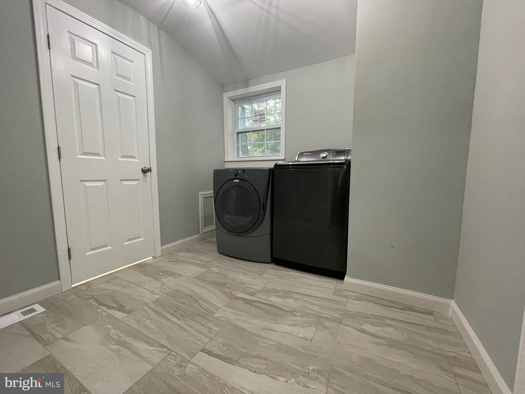 121 Rhodes Avenue Collingdale, PA 19023 - Photo 21 of 22 Gallery Image 21