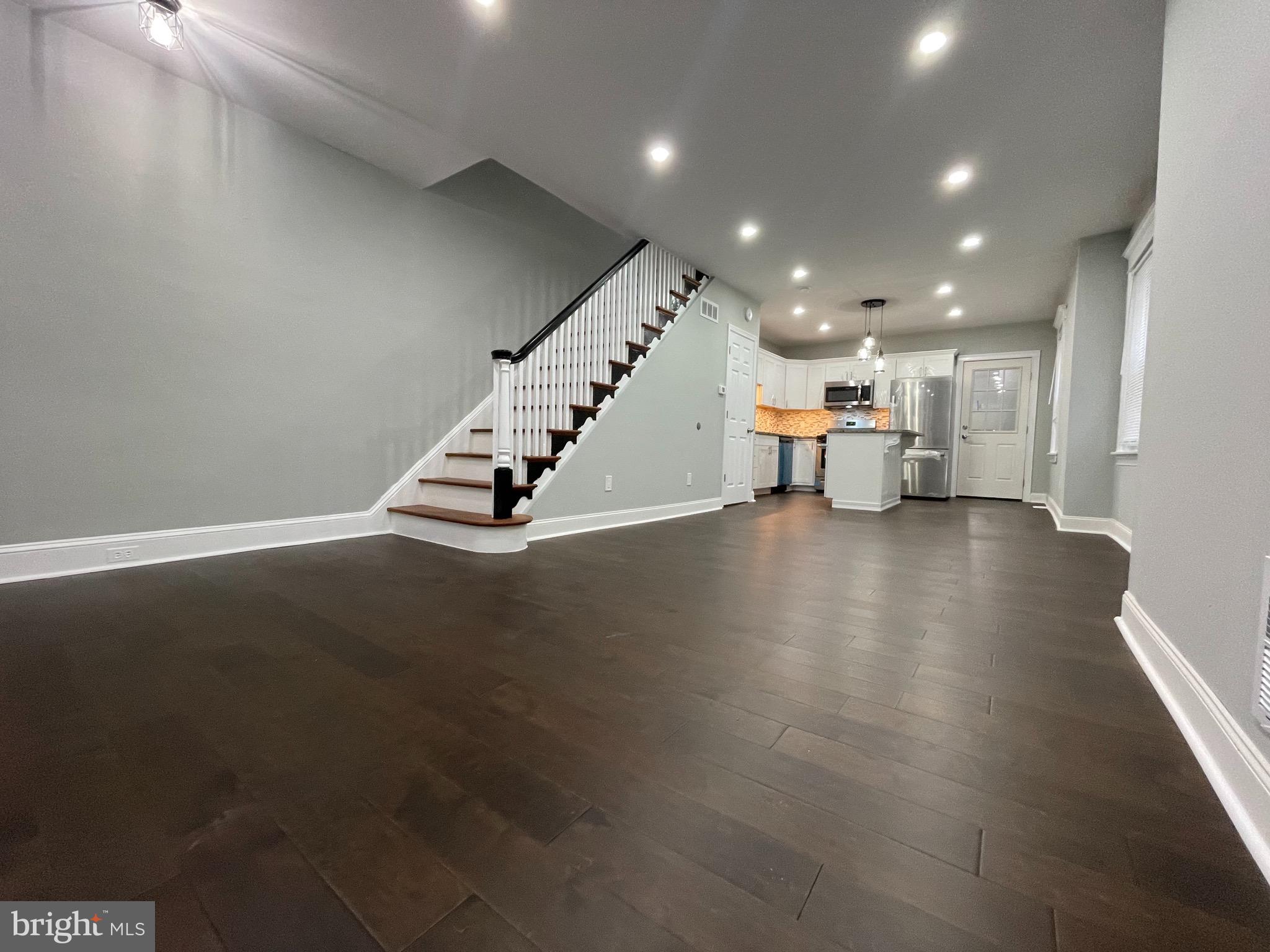 121 Rhodes Avenue Collingdale, PA 19023 - Photo 8 of 22 Gallery Image 8