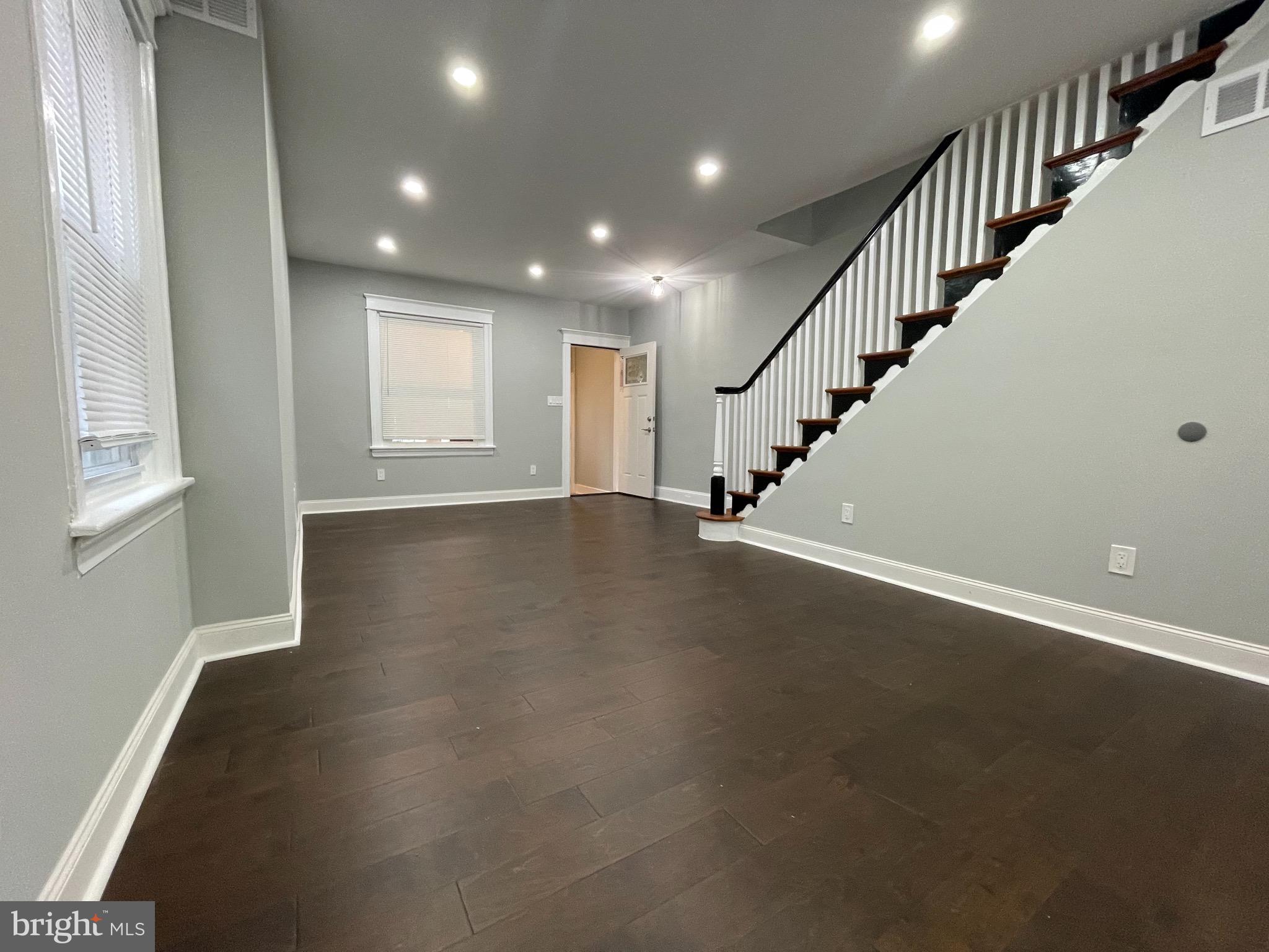 121 Rhodes Avenue Collingdale, PA 19023 - Photo 9 of 22 Gallery Image 9