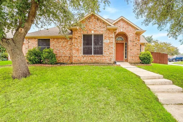 $2,395 | 1945 Reddenson Court, Carrollton, TX 75010