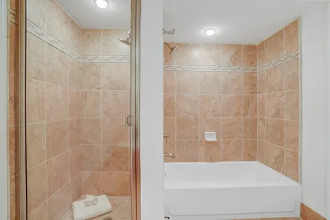 $1,149,000 | 3000 North Ocean Drive, Unit 25C, Singer Island, FL 33404