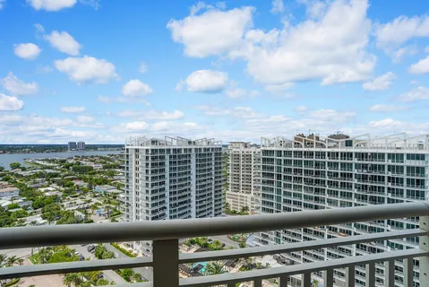 $1,149,000 | 3000 North Ocean Drive, Unit 25C, Singer Island, FL 33404