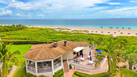 $1,149,000 | 3000 North Ocean Drive, Unit 25C, Singer Island, FL 33404