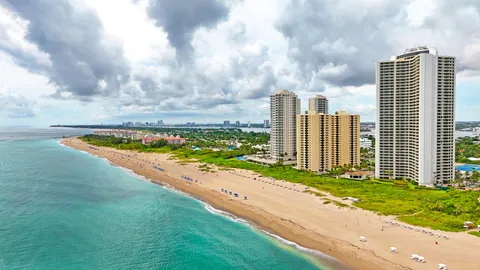 $1,149,000 | 3000 North Ocean Drive, Unit 25C, Singer Island, FL 33404