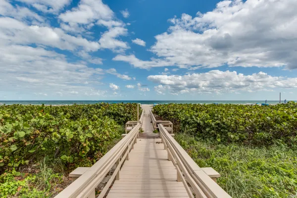 $1,149,000 | 3000 North Ocean Drive, Unit 25C, Singer Island, FL 33404