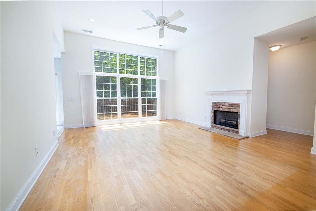 108 Winterbrook Circle Seneca, SC 29678 - Photo 5 of 38