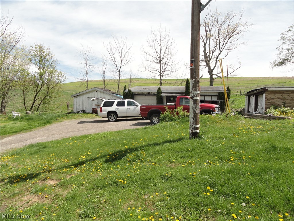 4358 Bealls Ridge Wellsburg, WV 26070 - Photo 9 of 12
