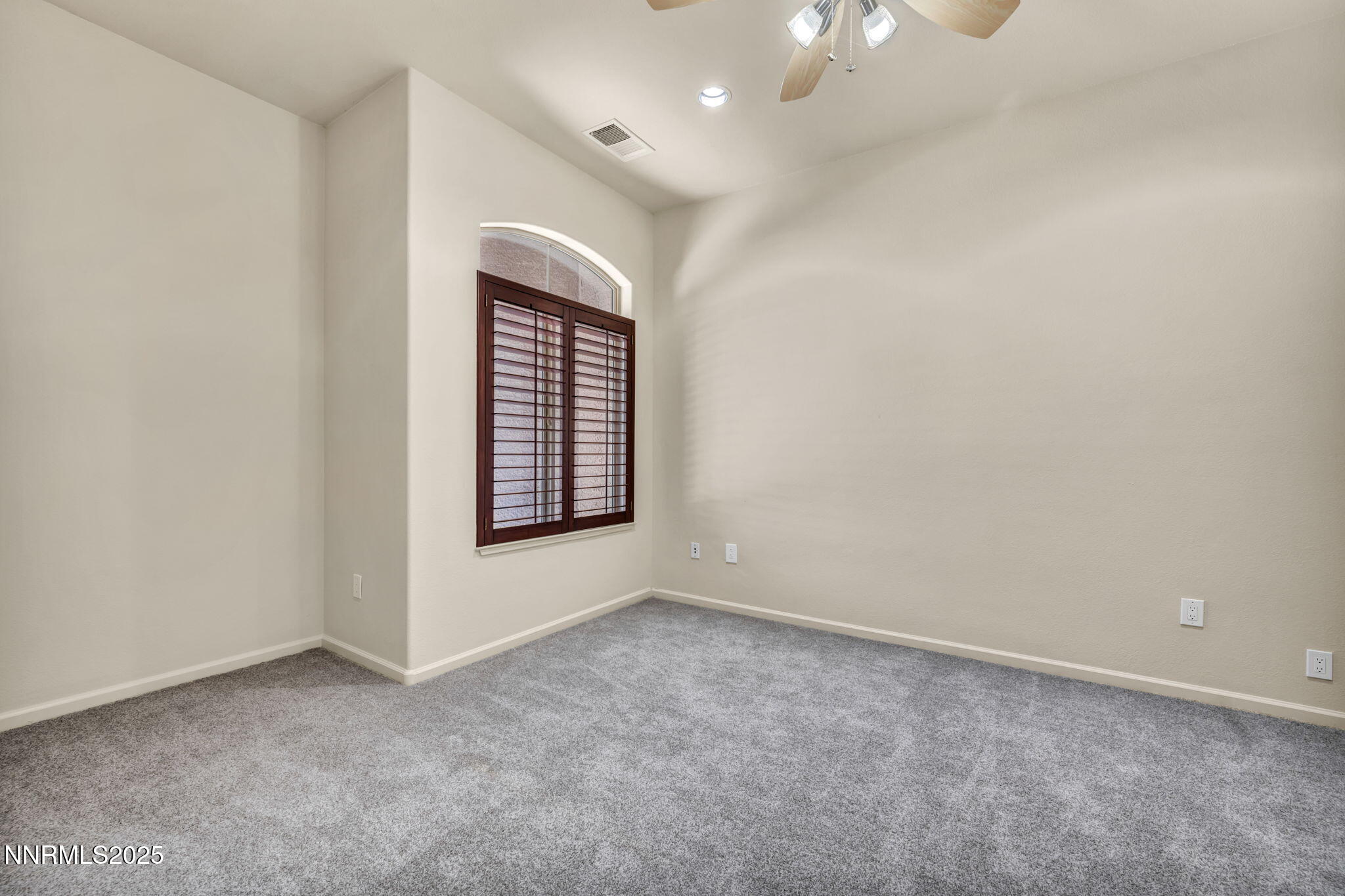 9900 Wilbur May Parkway, Unit 2801 Reno, NV 89521 - Photo 39 of 67 33-web-or-mls-2900-wilbur-may-pkwy-2801