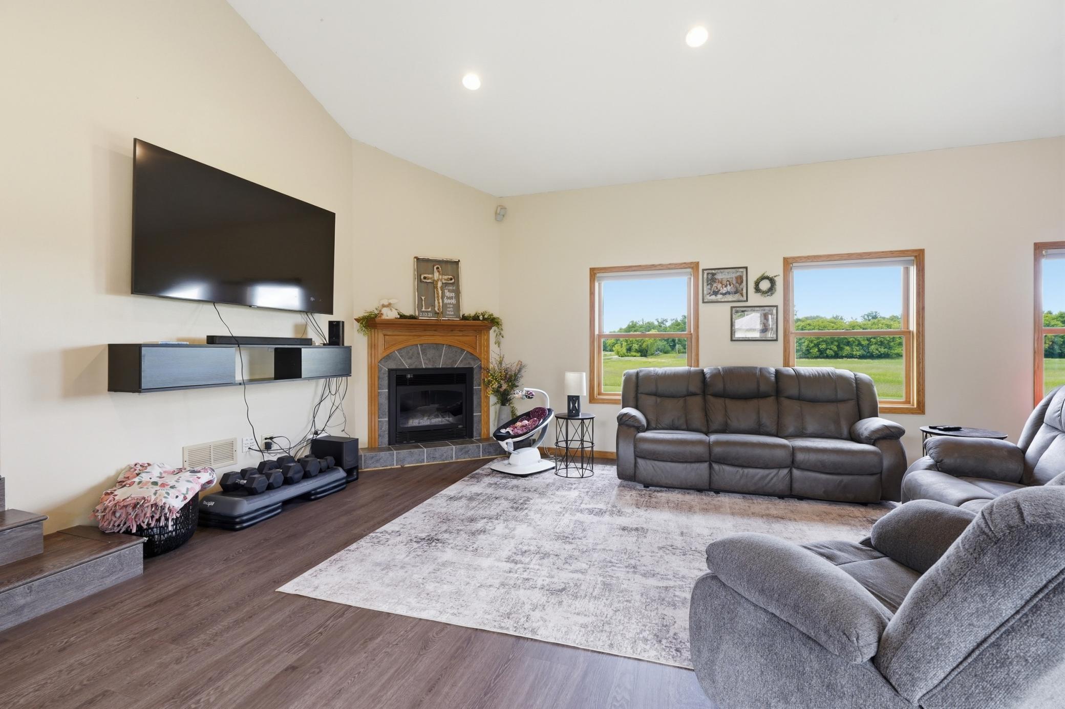 512 State Street Oslo, MN 56744 - Photo 6 of 28