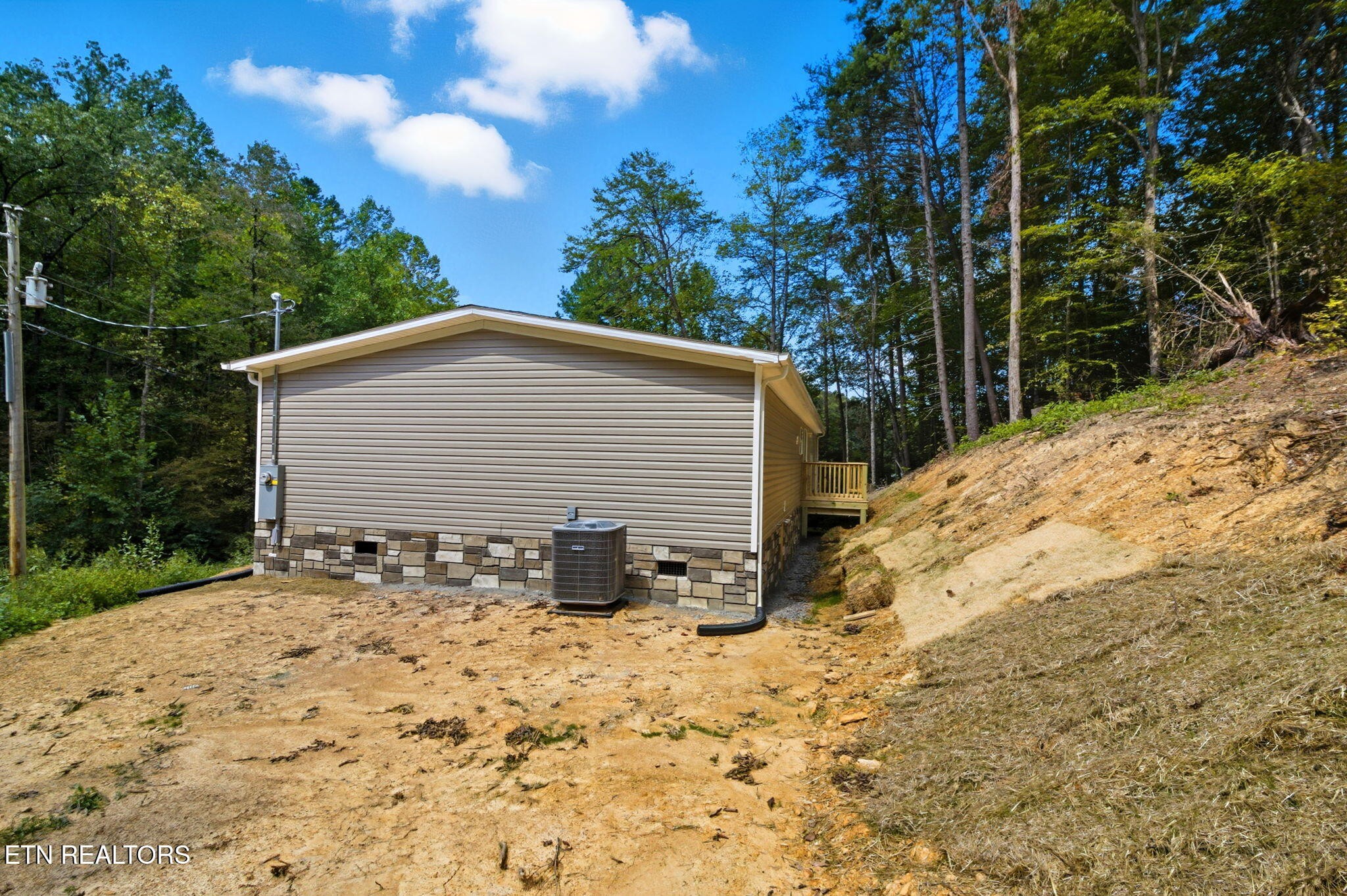 208 Deerfoot Road Cosby, TN 37722 - Photo 5 of 23 Gallery Image 5