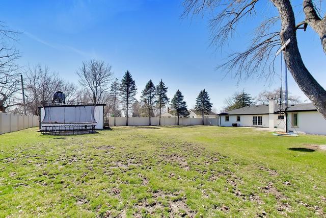 2055 Walnut Circle Northbrook, IL 60062 - Photo 29 of 31