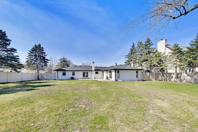 2055 Walnut Circle Northbrook, IL 60062 - Photo 30 of 31