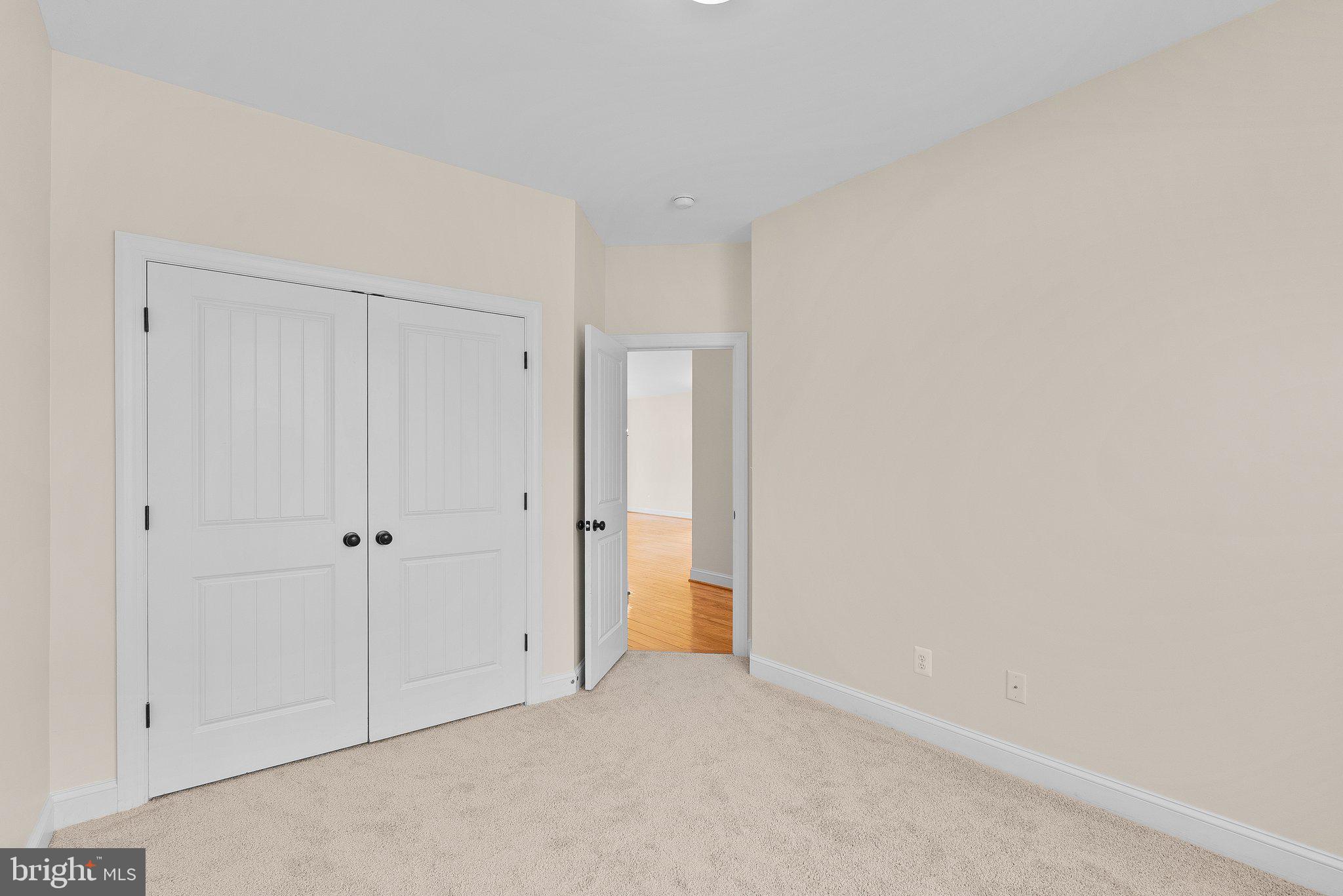 265 Lake Riviera Road Pasadena, MD 21122 - Photo 26 of 37 Bedroom Three