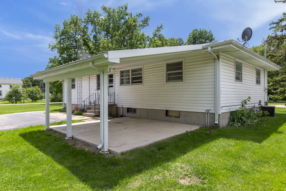 403 North 3rd Street Malta, IL 60150 - Photo 29 of 46