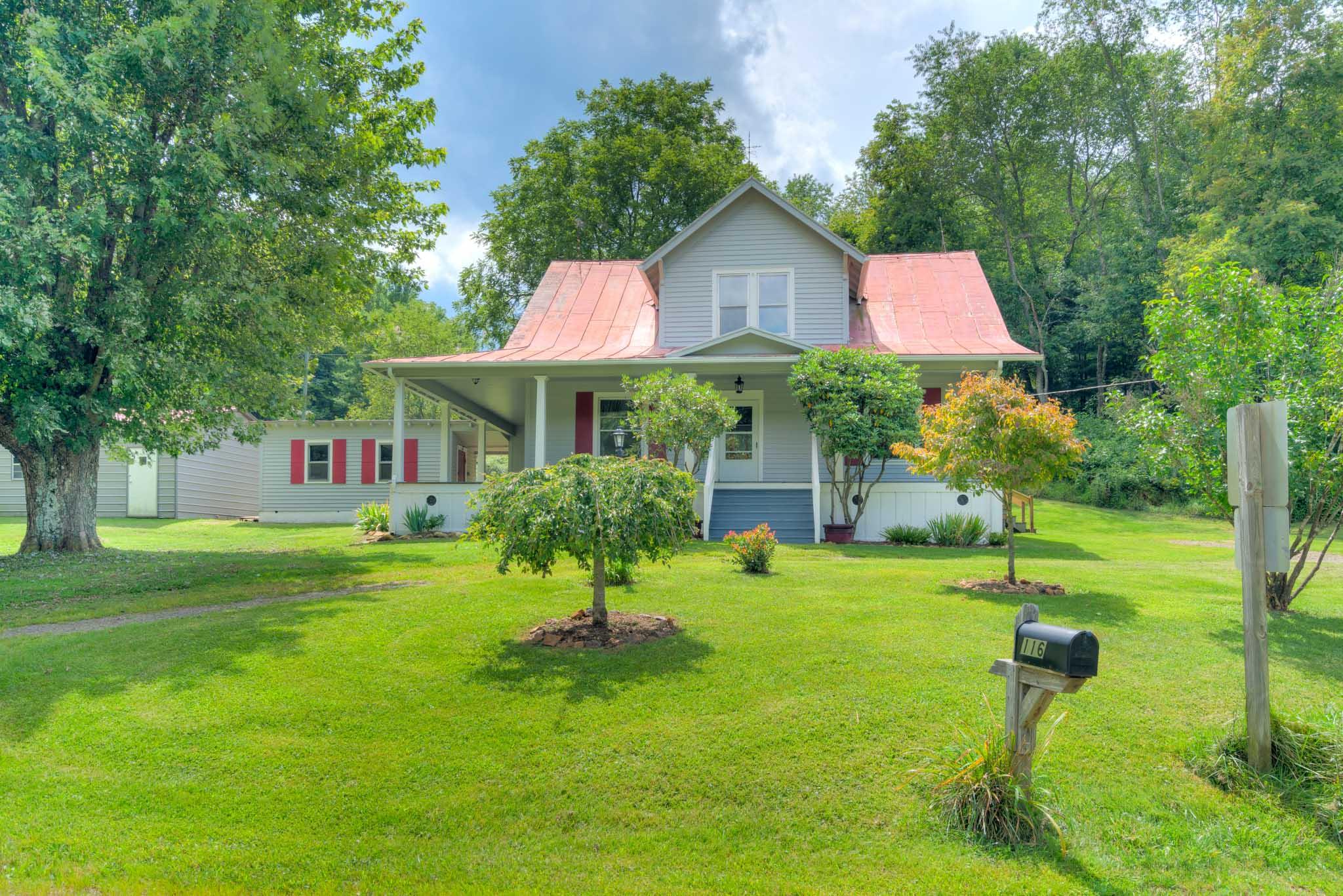 116 Thistle Hill Road Southwest Willis, VA 24380 - Photo 2 of 32 116_ThistleHillRd_Web-1