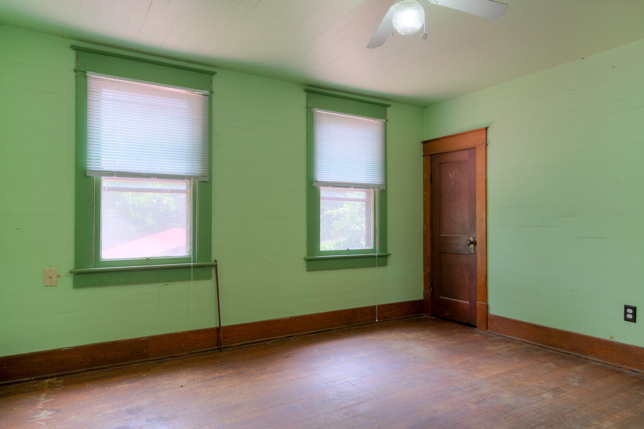 116 Thistle Hill Road Southwest Willis, VA 24380 - Photo 20 of 32 116_ThistleHillRd_Web-21