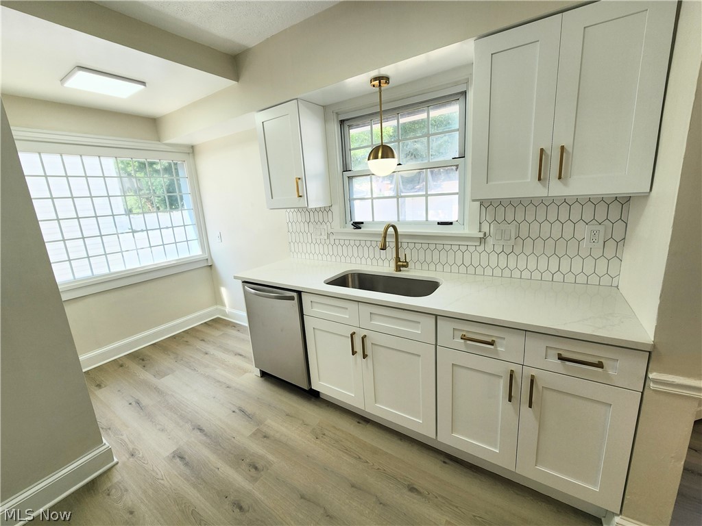 1166 Argonne Road South Euclid, OH 44121 - Photo 8 of 25
