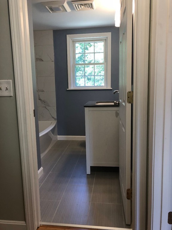 14 Seaview Road Bourne, MA 02562 - Photo 10 of 17