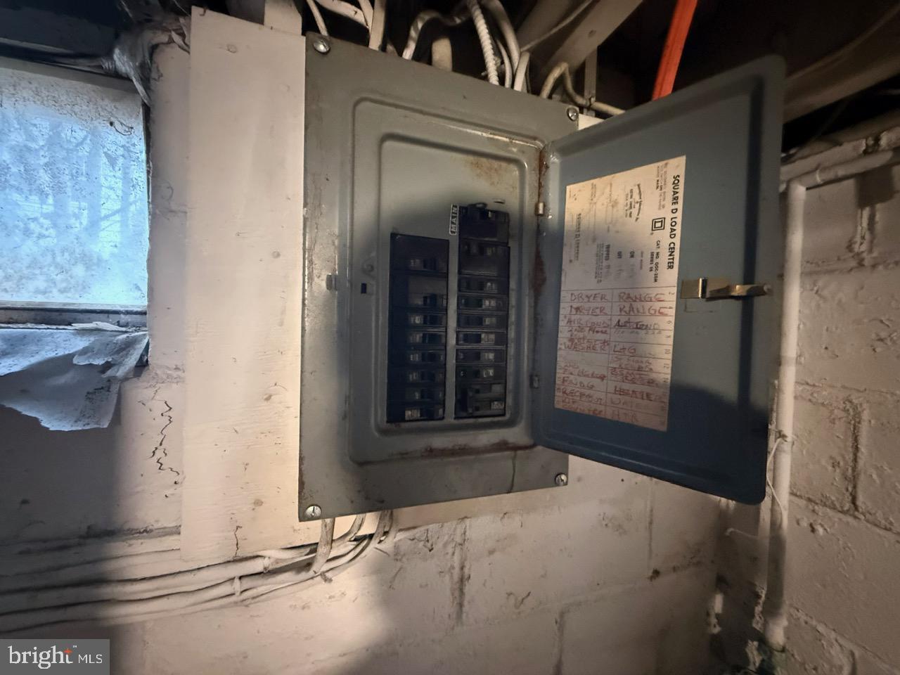 91 Summit Avenue Bridgeton, NJ 08302 - Photo 16 of 20 a view of an entrance of the house