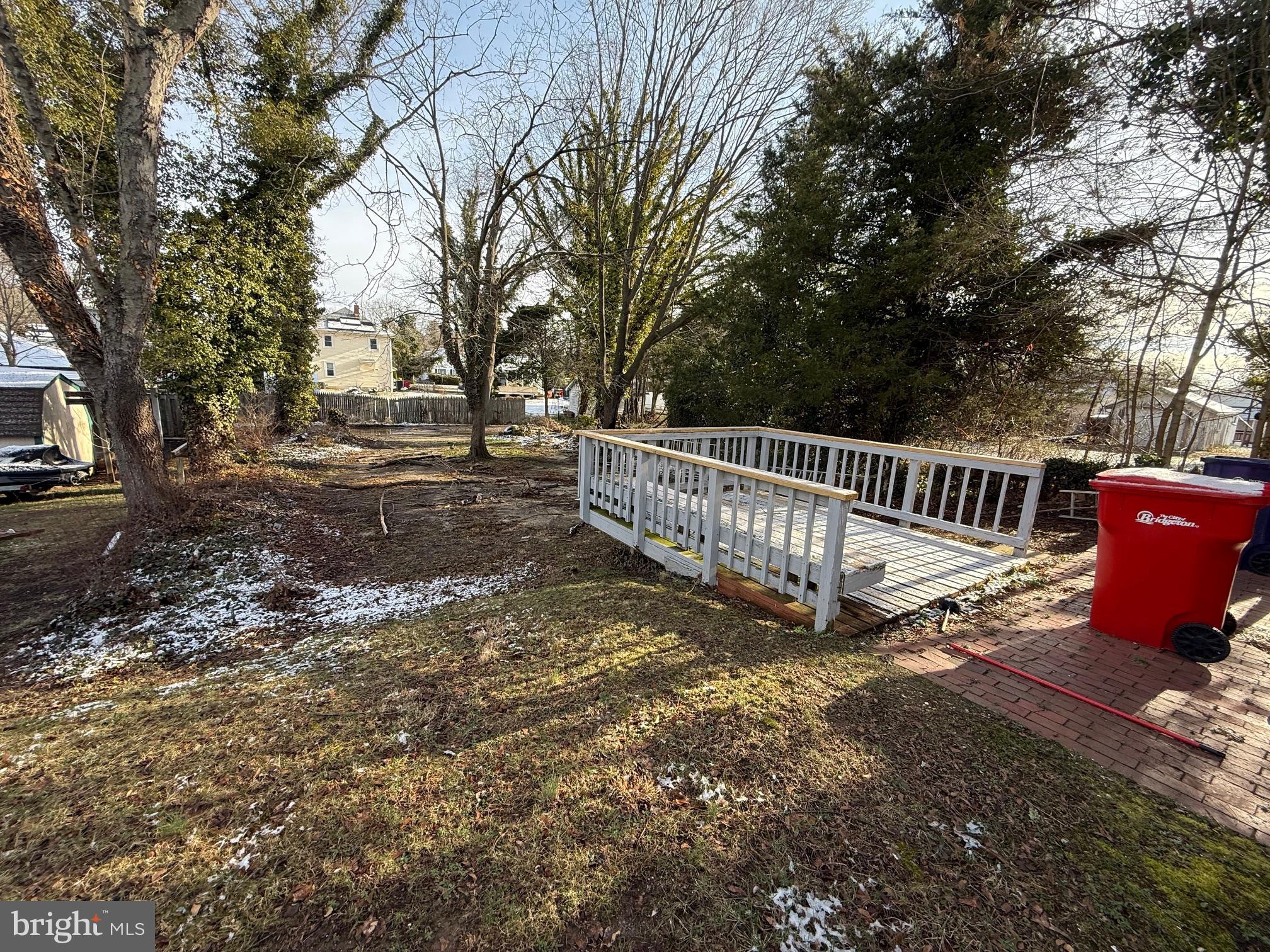 91 Summit Avenue Bridgeton, NJ 08302 - Photo 20 of 20 a view of a deck with a bench