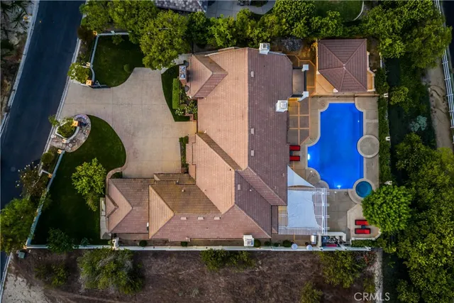 a view of a house with a garden